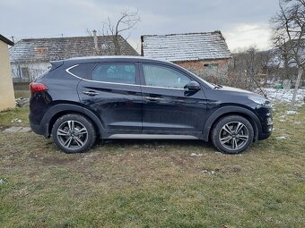 Hyundai Tucson v plnej výbave  - 4