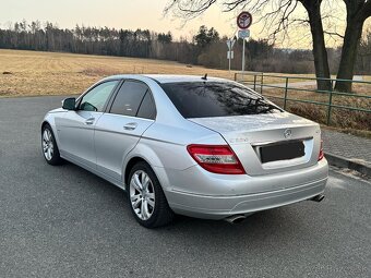 PRODÁM MERCEDES C320 W204 2008 AVANTGARDE - 4