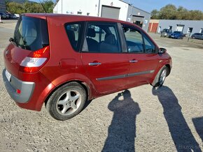 Renault Megane Scenic  1.5 DCI - 4