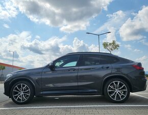 BMW X4 - xDrive 2,0 i - 4