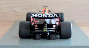 Max Verstappen (RB16B) 1:18 VC Emilia-Romagna 2021 - 4