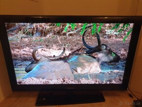 Full HD televizor Samsung 40" nevhodny darcek - 4