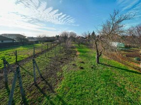 TOREA - BUDÚCI STAVEBNÝ POZEMOK NA PREDAJ - VLČKOVCE - 4