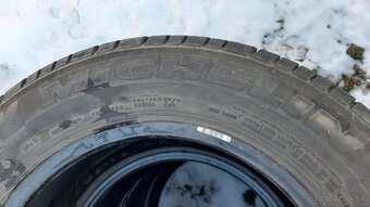 215/65r16C  106/104T  Michelin zimne - 4