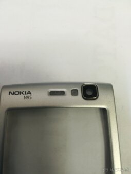 Predám predný kryt Nokia N95 Originál Strieborný - 4