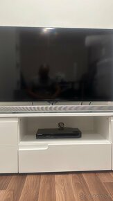 Samsung UE 46 ES 6570S - 4