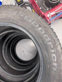 Zimné pneumatiky 215/60 R16 99H BFGoodrich g-Force Winter 2 - 4