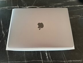 Predam MacBook Air 13” M1 256GB, 8GB - 4