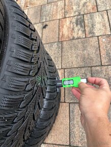 175/65 r15 Nokian - 4