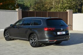 VW Passat Variant 2.0TDI 110KW Elegance Business - 4