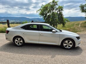 2019 Škoda superb III Android / apple car play - 4