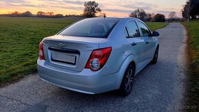 Predam  chevrolet aveo - 4