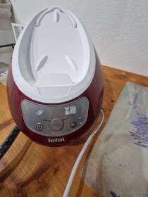 Parný generátor Tefal Pro Express Protect GV9220E0

 - 4