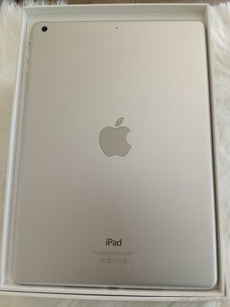 Apple iPad 7th - 4