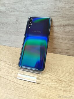 Samsung Galaxy A50 dual SIM - super stav s príslušenstvom - 4