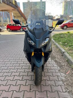 Yamaha T-Max 560 techmax 2022 - 4