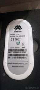 HUAWEI  E220 - 4