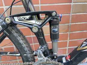 Trek Fuel - celoodpruzeny trail bike - 4