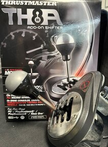 Predam volant, pedale a paku Thrustmaster T500 RS + TH8A - 4