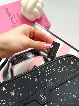 Victoria’s Secret travel beauty bag - 4