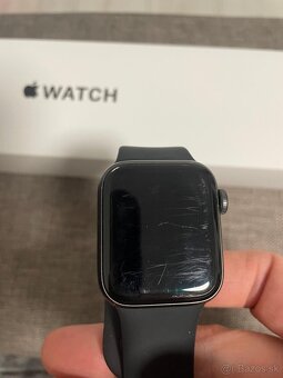 apple watch se 40mm - 4