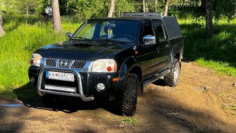 Nissan Navara D22 - 4