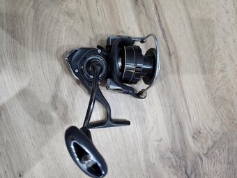 Naviják Daiwa Balistic EX - 4