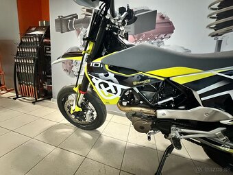 Husqvarna 701 supermoto - 4