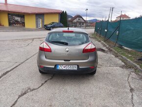 Renault Mégane 1.9 dCi - 4