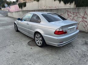 BMW 330 Ci e46 - 4