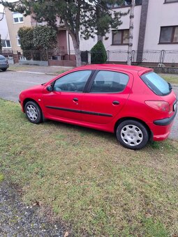 Predám Peugeot 206, 1,4  55 kw, benzín, r.v. 2006 - 4