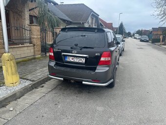 Predám KIA sorento 2008 2.5 125 kw - 4