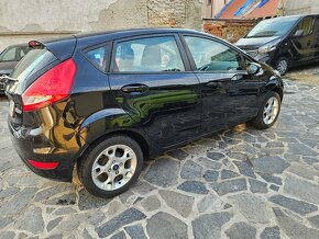 Ford Fiesta 1.4 TDCi DPF Titanium - 4