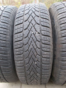 Pneumatiky Semperit 185/60R15 zimné 4ks - 4