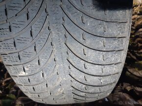 zimné 255/55R19 - 4