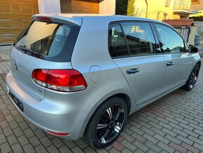 Volkswagen Golf 1.6TSI - 4