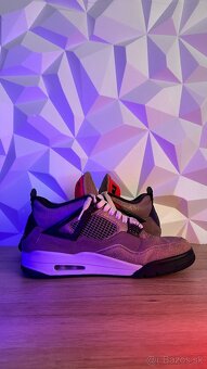 Jordan 4 Retro Taupe Haze - 4