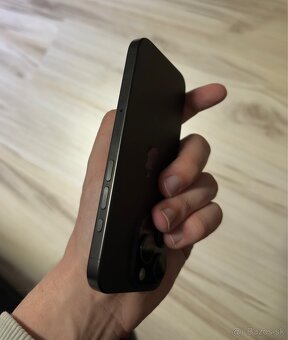 iPhone 15 Pro 256GB Titánová čierna - 4