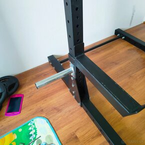 Power rack/ stojan na drepy - 4