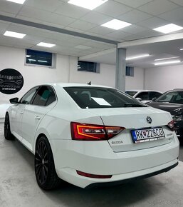 Skoda Superb Laurin&Klement 2.0TDI 140Kw 4x4 - 4