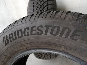 215/65 r16 zimné pneumatiky Bridgestone na SUV 6,5mm - 4