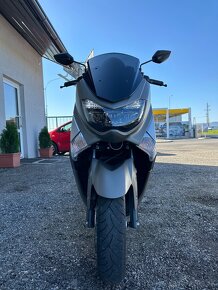 Yamaha N-Max 125 - 4