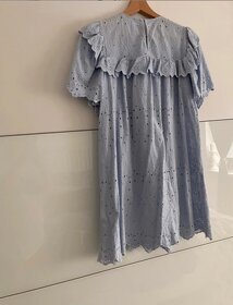 H&M vyšívané šaty - 4