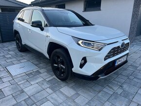 Toyota RAV4 Selection 2.5 Hybrid e-CVT automat 4x4 - 4