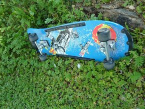 Predám zánovný skateboard.Lacno. - 4