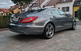 Mercedes-Benz CLS Cupé 350 D - 4