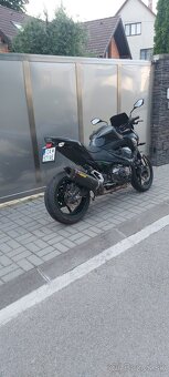 Kawasaki Z800 ABS - 4