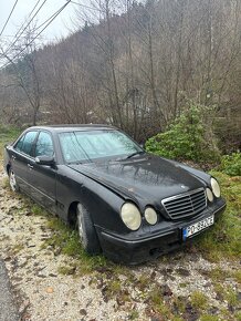 Mercedes w210 220cdi - 4