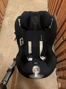 Cybex Sirona Z i-size spolu s isofixovou základňou - 4