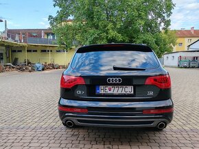 Audi Q7 3,0 TDI 180 kW  (245k) A8 - 4